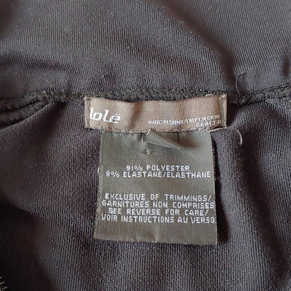 GENTLY USED, LOLE' LONG SLEEVE PULL OVER, MEDIUM!!! - Picture 4 of 4